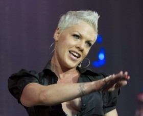 Pink werkt aan nieuw album