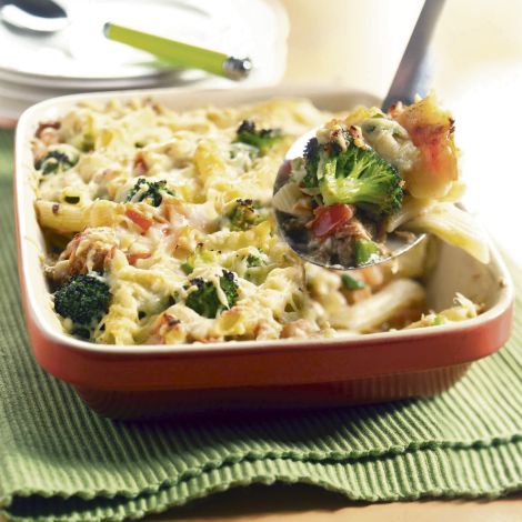 Gegratineerde penne met zalm