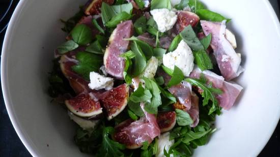 Jamie`s easiest sexiest salad in the world