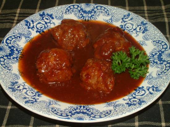 Gehaktballen met zoetzure saus